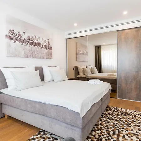 New York Experience By Valar Properties *